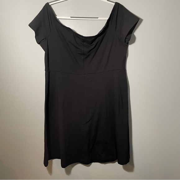 Old Navy Black Off the Shoulder Skater Dress Size XL - Picture 2 of 4